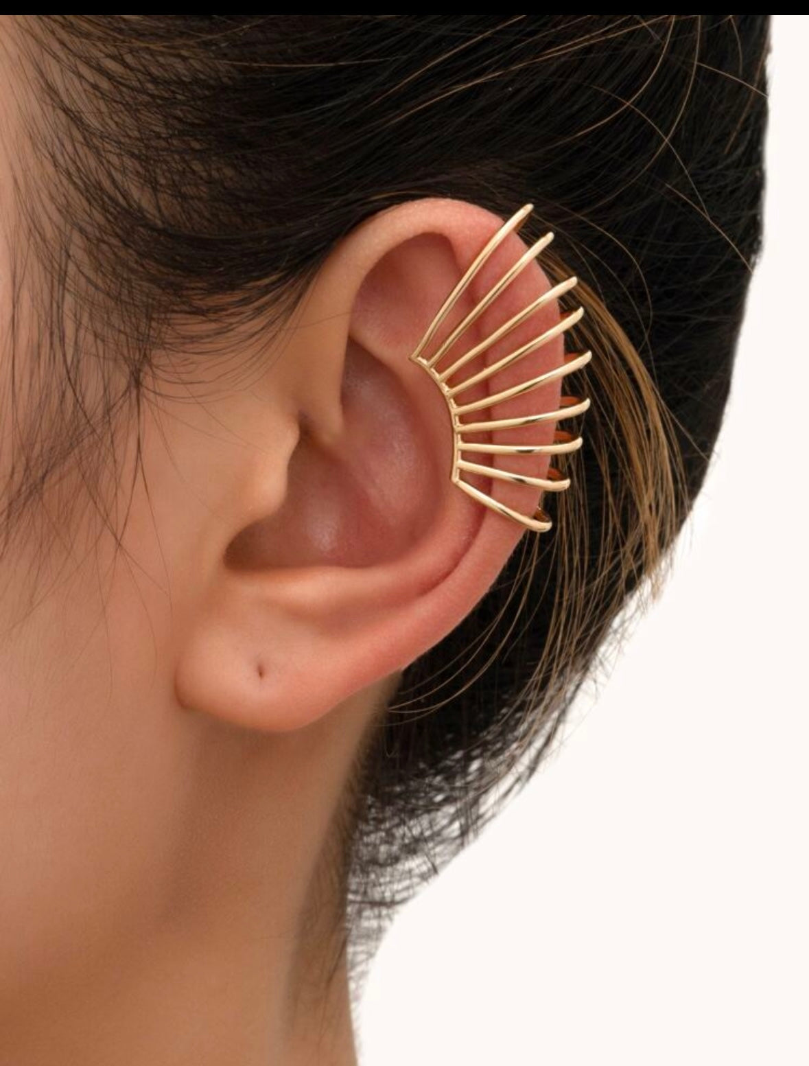 Minimalist Gold Ear Cuff