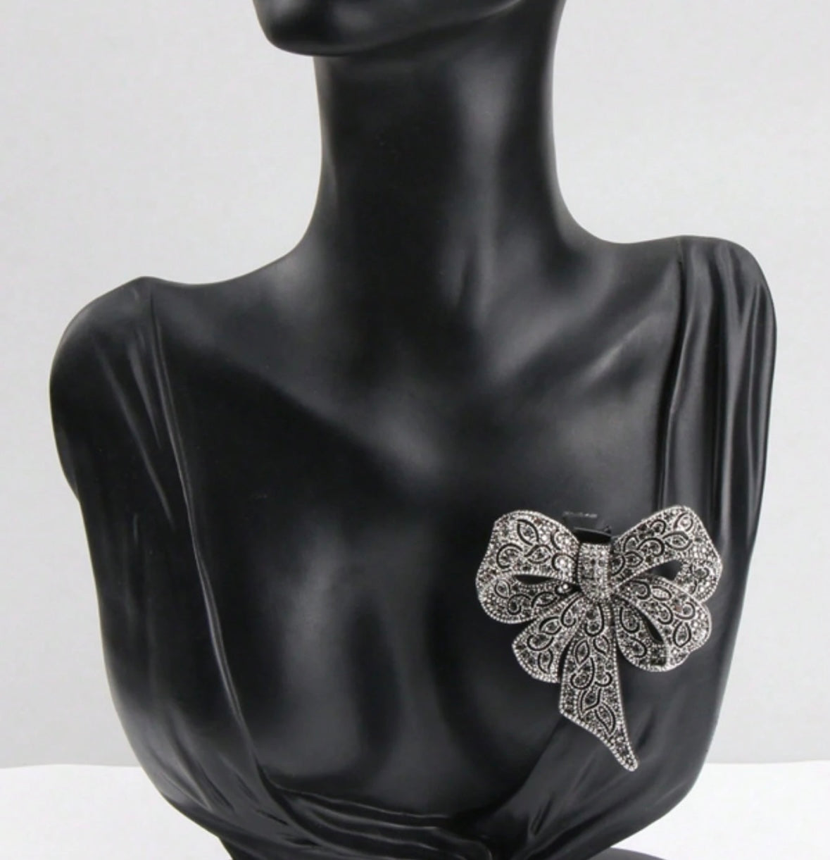 Elegant Rhinestone Brooch