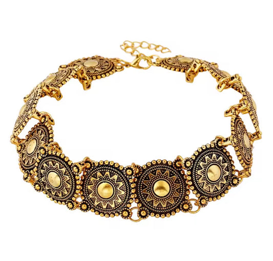 Lune Antique Choker