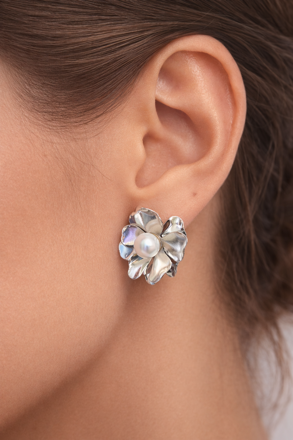 Pearl Flowery Earrings