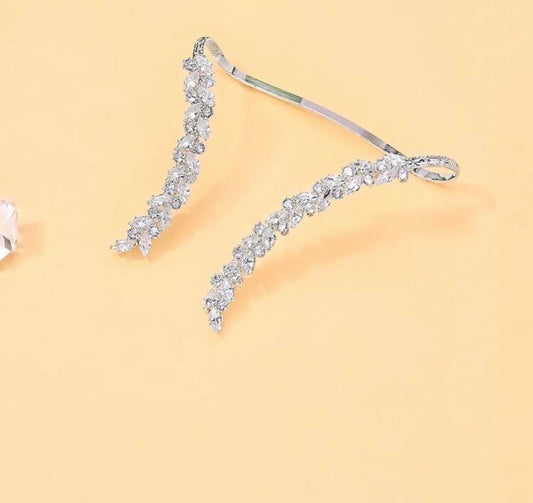 Cubic Zirconia Lily Hand Bracelet