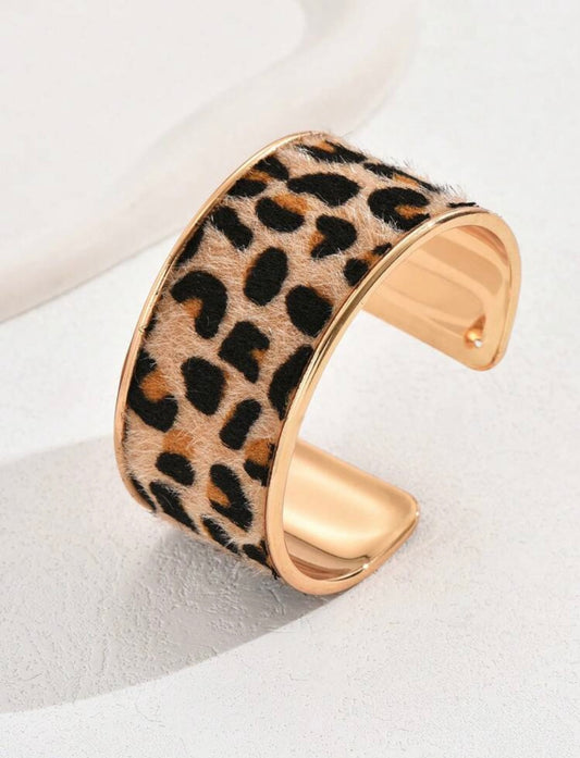 Leopard Horse Hair Bangle
