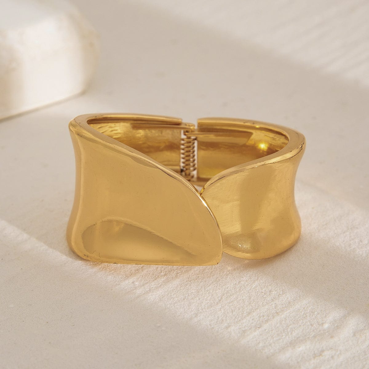 Lily Bangle