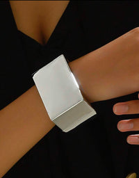 B & B Bangle