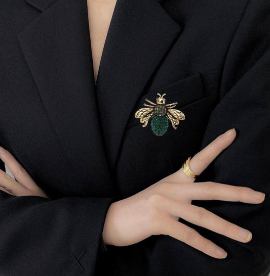 L’Abeille Royale Brooch