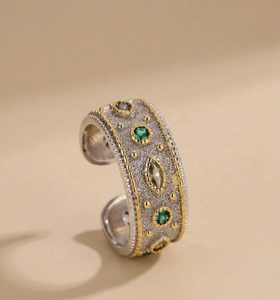 Royale Lily Ring