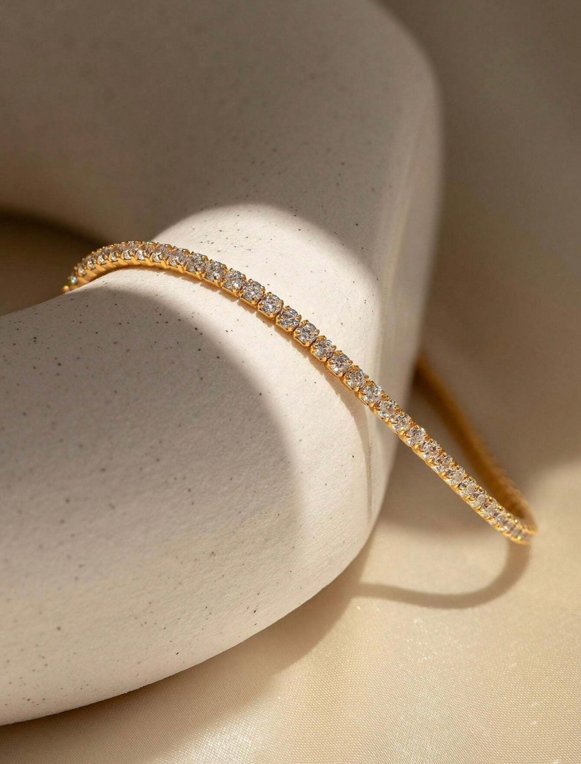 Classique Tennis Bracelet “Super Shiny”