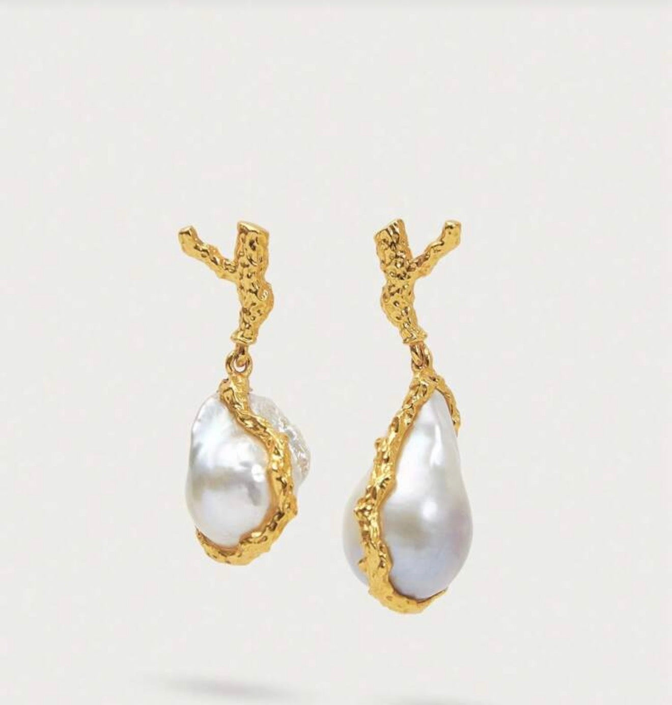 L’Art de la Perle Earrings