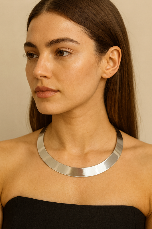 Lily Simple Choker