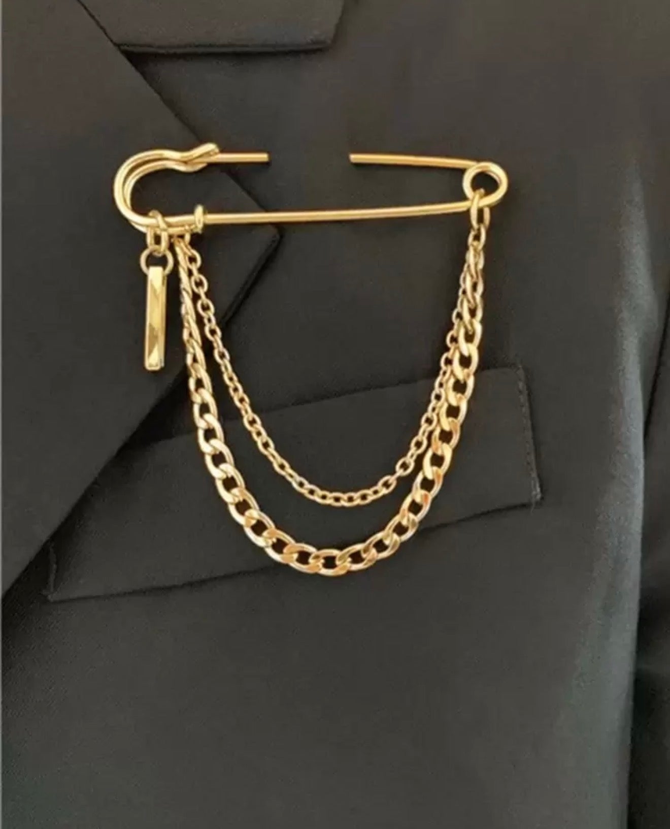 Lily Golden Pin