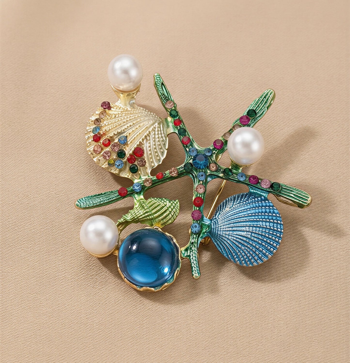 Perle Turquoise Brooch