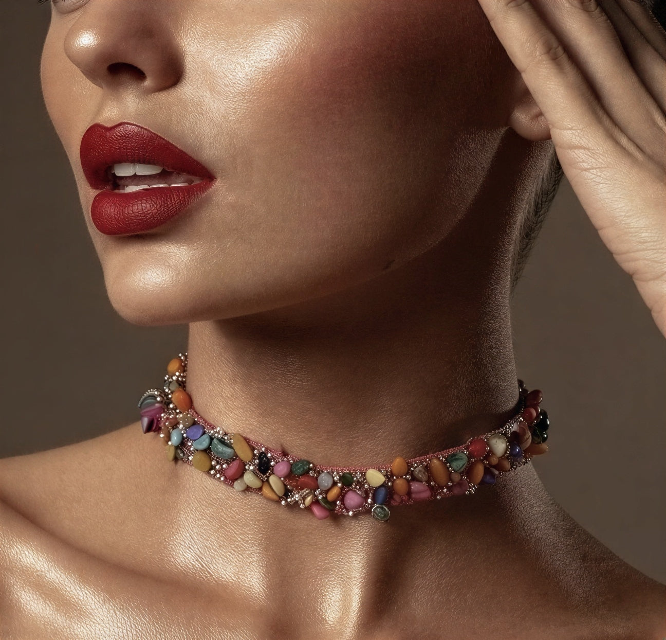 Multicolour Lily Choker