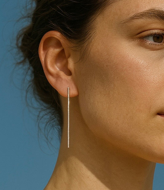 Mary Shiny Straight Earrings