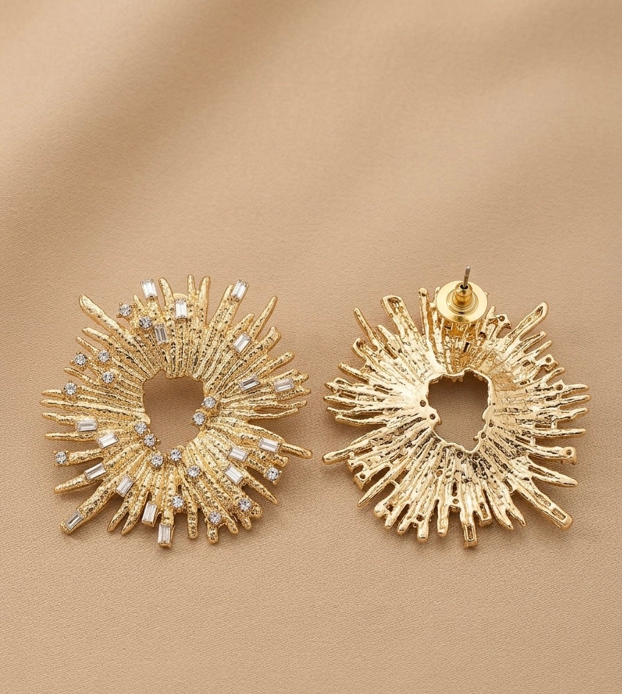Lily Statement Golden Earrings