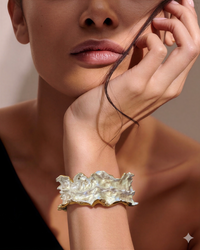 Irregular Blanc Cuff