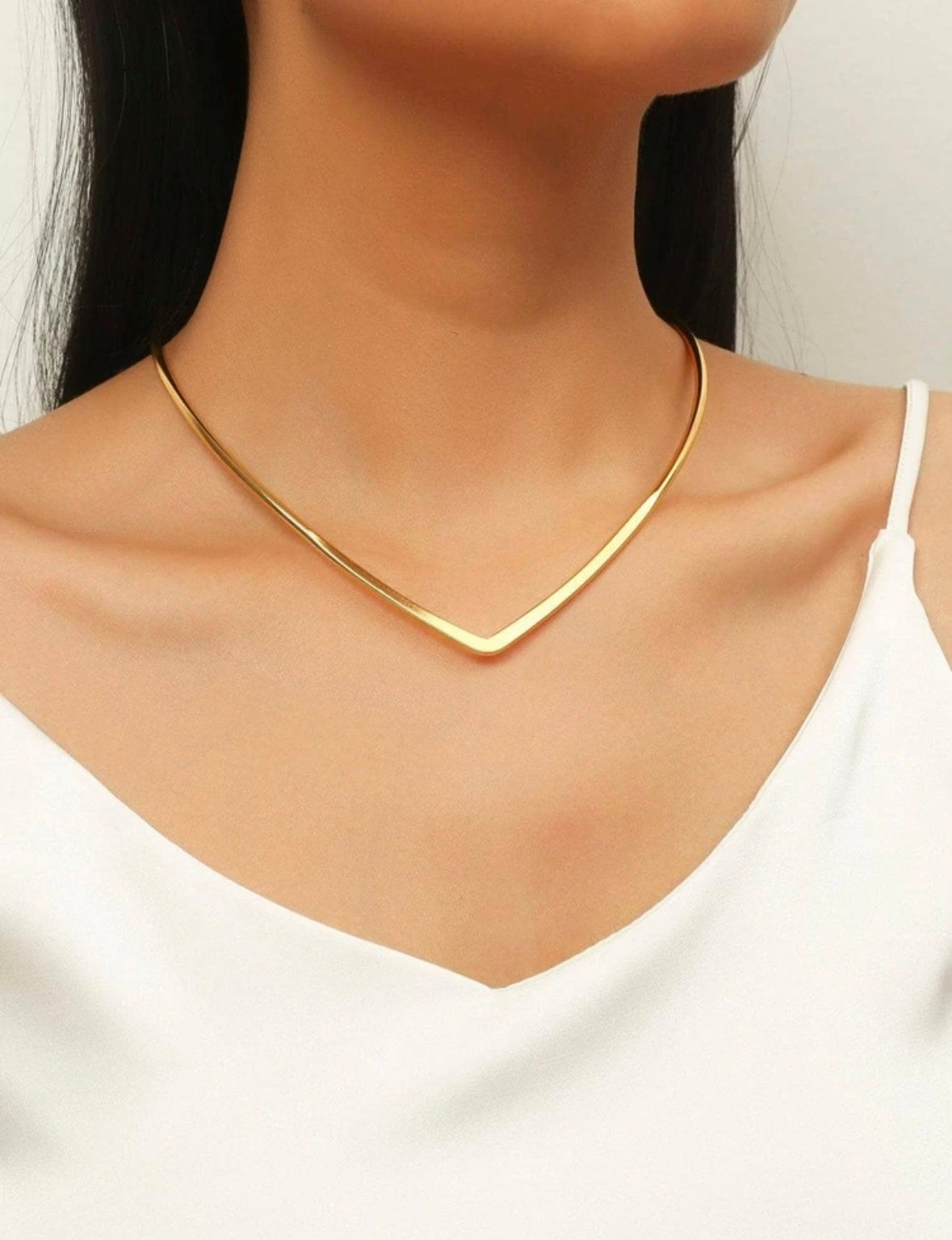 Simple V Choker