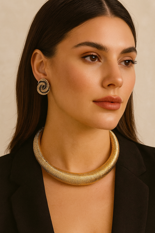 Retro Gold Choker