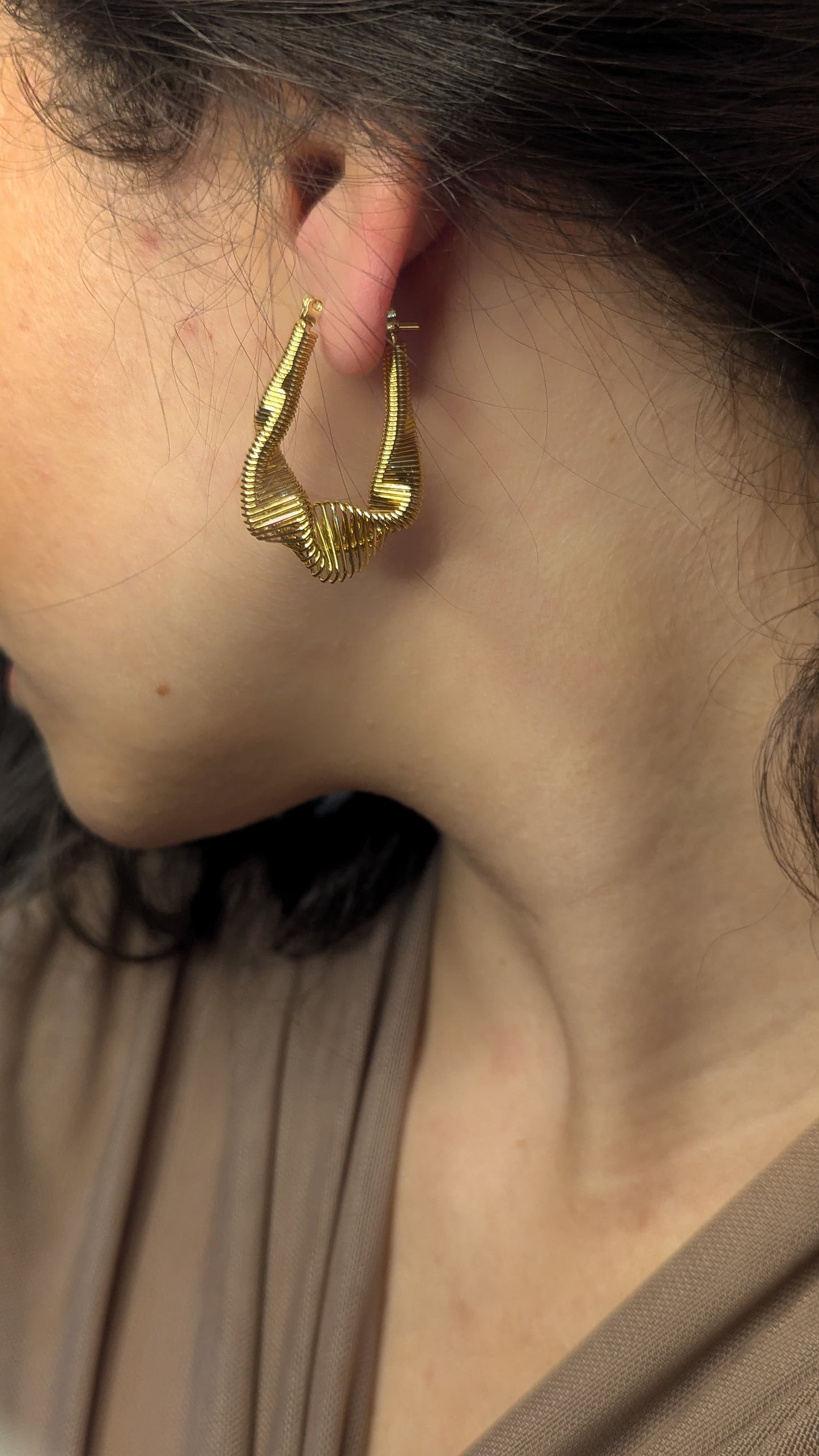 Super Elegant/Twisted Earrings