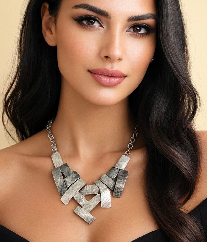 Charbon Silver Necklace