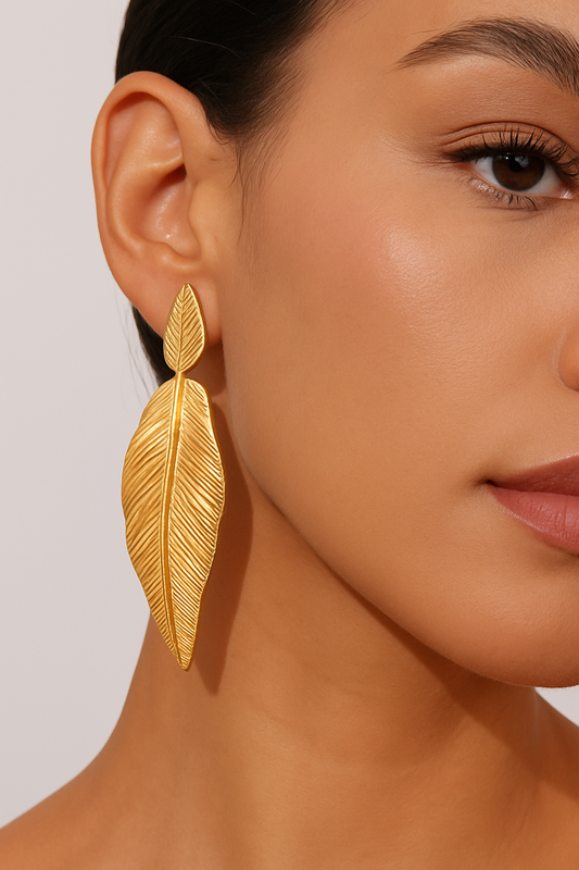 Cheerful Leaf Dangling Earrings