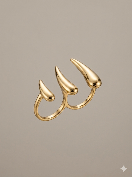 Les Trois Gouttes Ring
