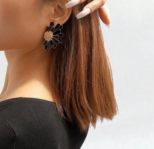 Winter Black Flower Earrings