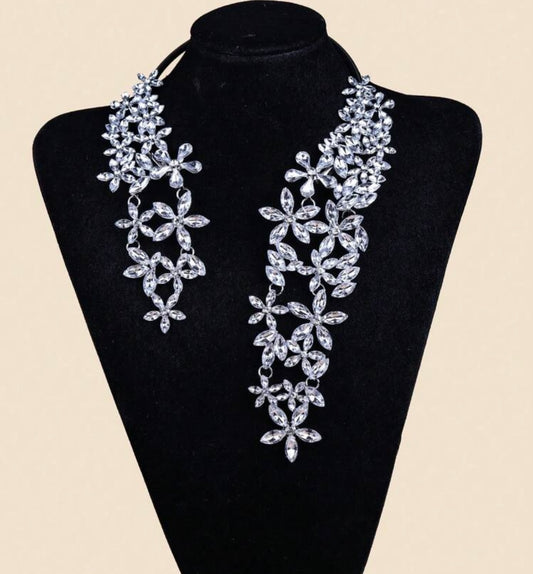 Reine Argentée Necklace