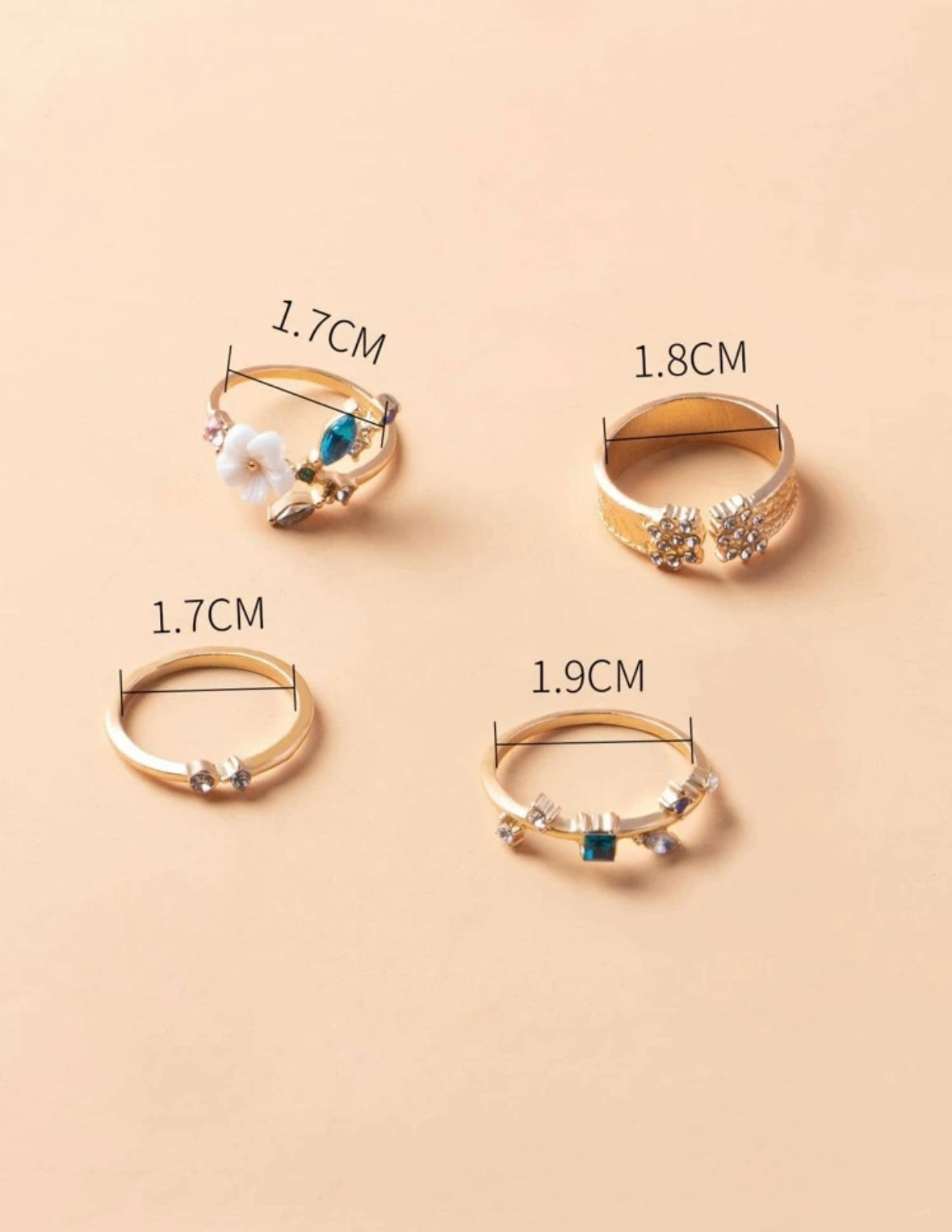 Flowery Ring Set