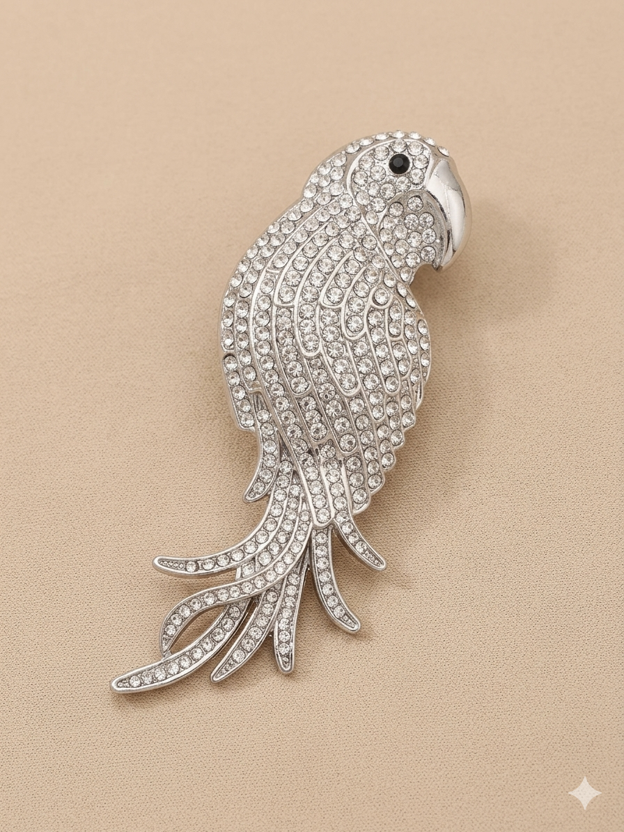 Majesté de Paon Brooch