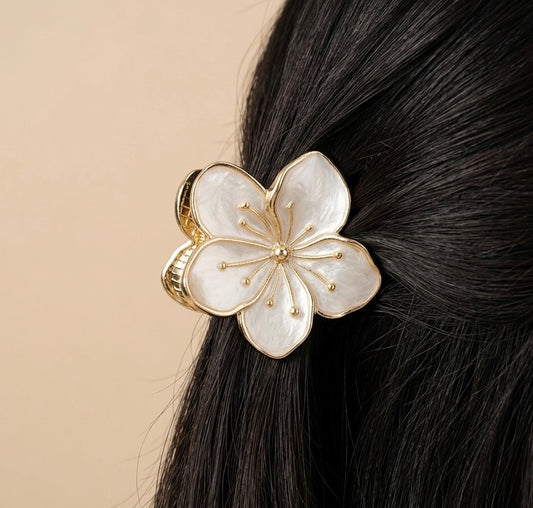 Pince Fleurie Blanche