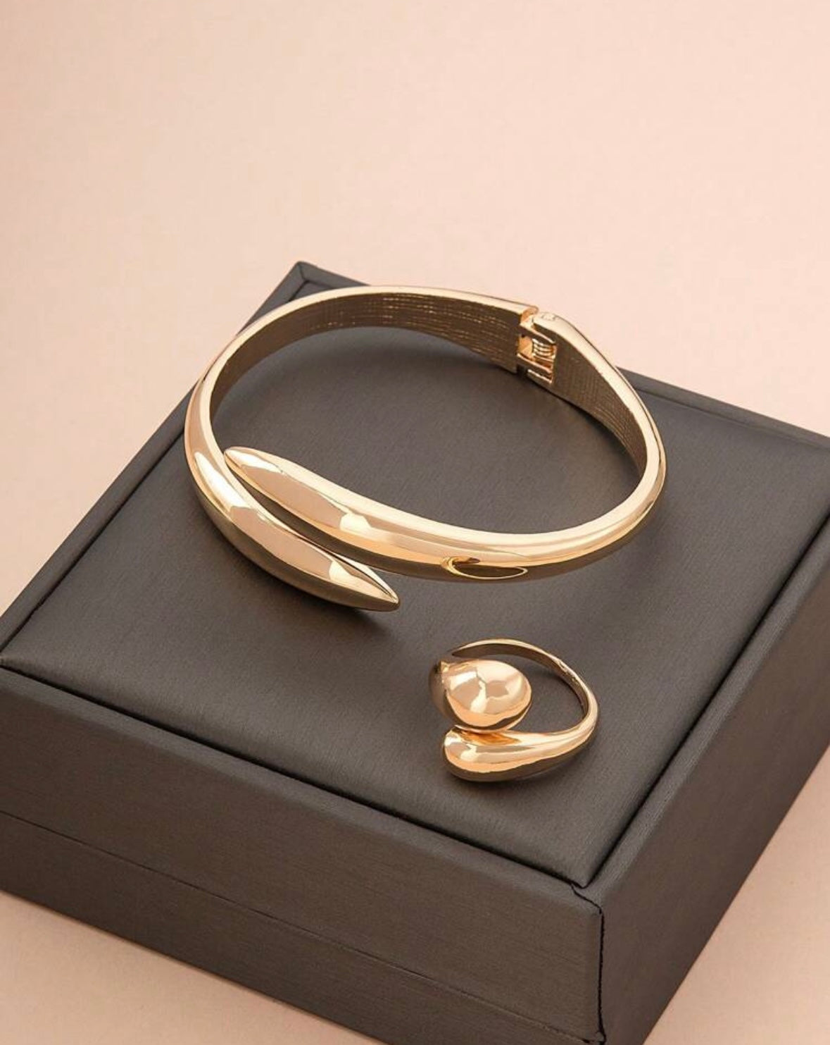 Bracelet & Ring Set