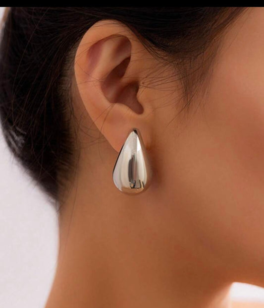 Silver Water Drop Earrings