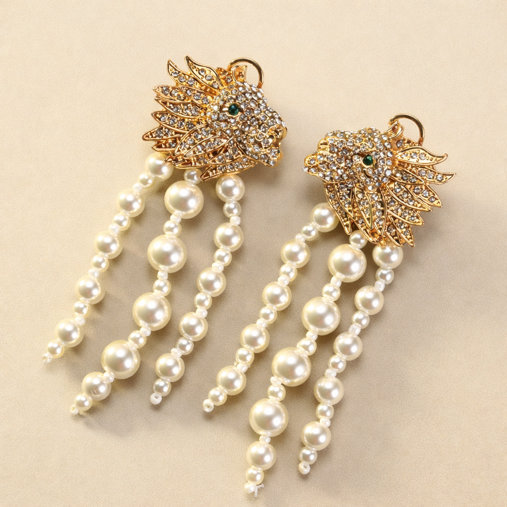 La Reine Des Perles Statement Earrings